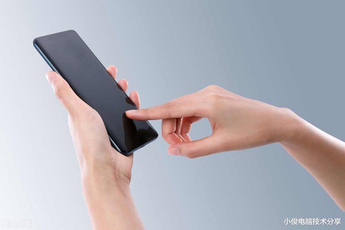 |手机拨号界面上的隐藏功能，打开后电话能自动录音，太实用了