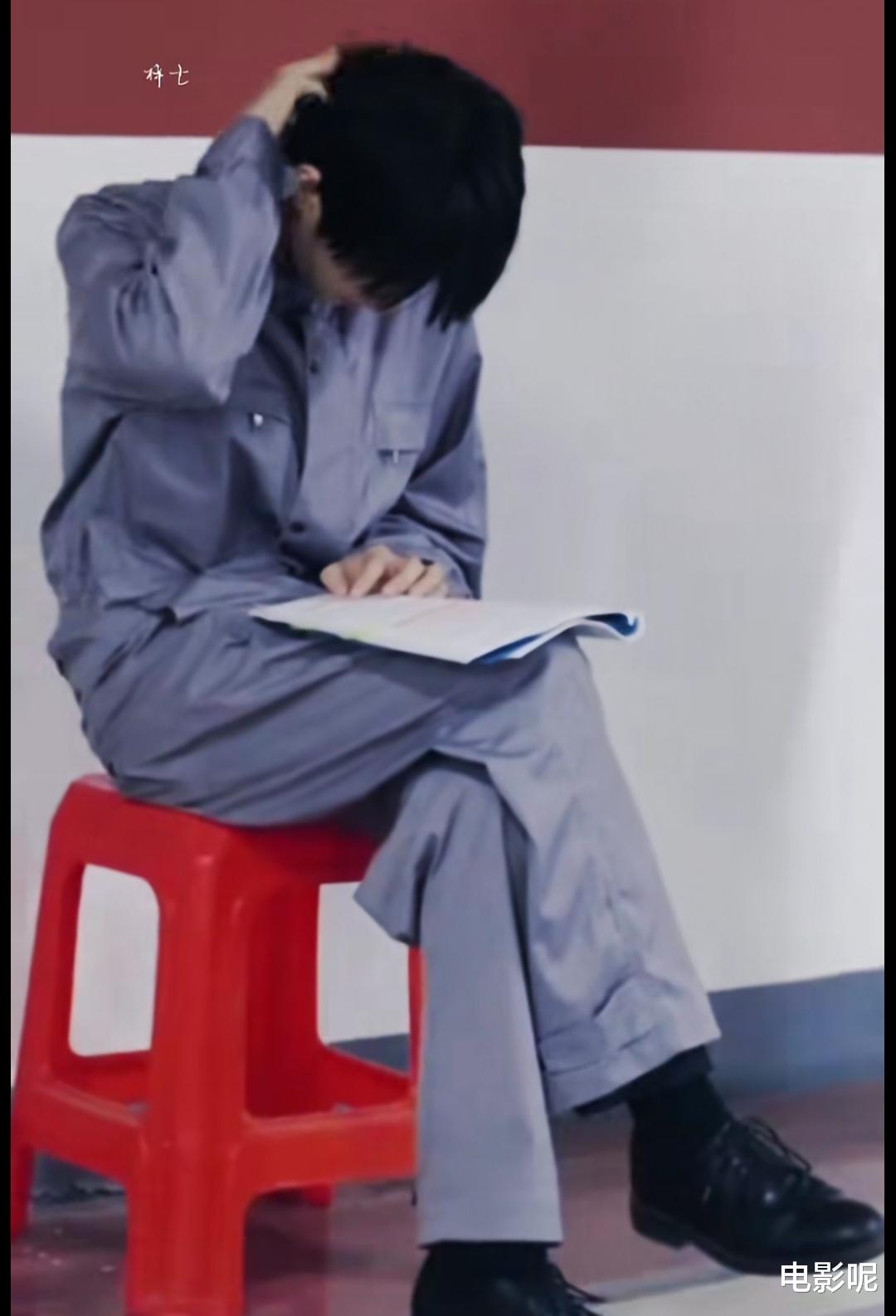 王俊凯|王俊凯《重生之门》粉丝群演repo，原来王俊凯在片场还有这些小动作