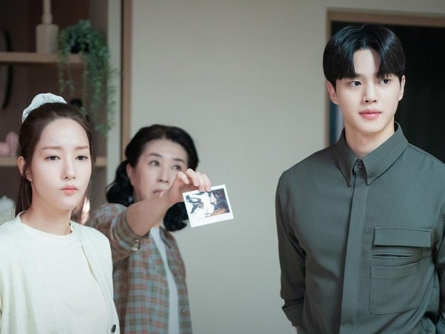 气象厅的人们|《气象厅的人们》男二女二的感情线,强行洗白,结局却很完美