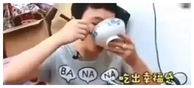 王思聪|万达公子王思聪：怒怼汪小菲专业坑爹第一人，家教严不找女星