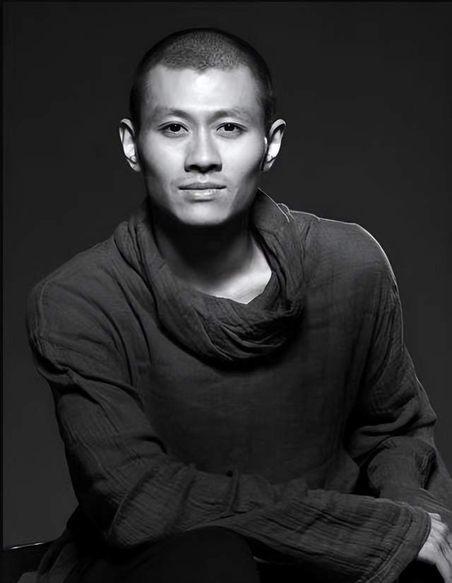 国家一级演员王迪因抑郁症去世，曾登春晚与杨丽萍合作，年仅44岁