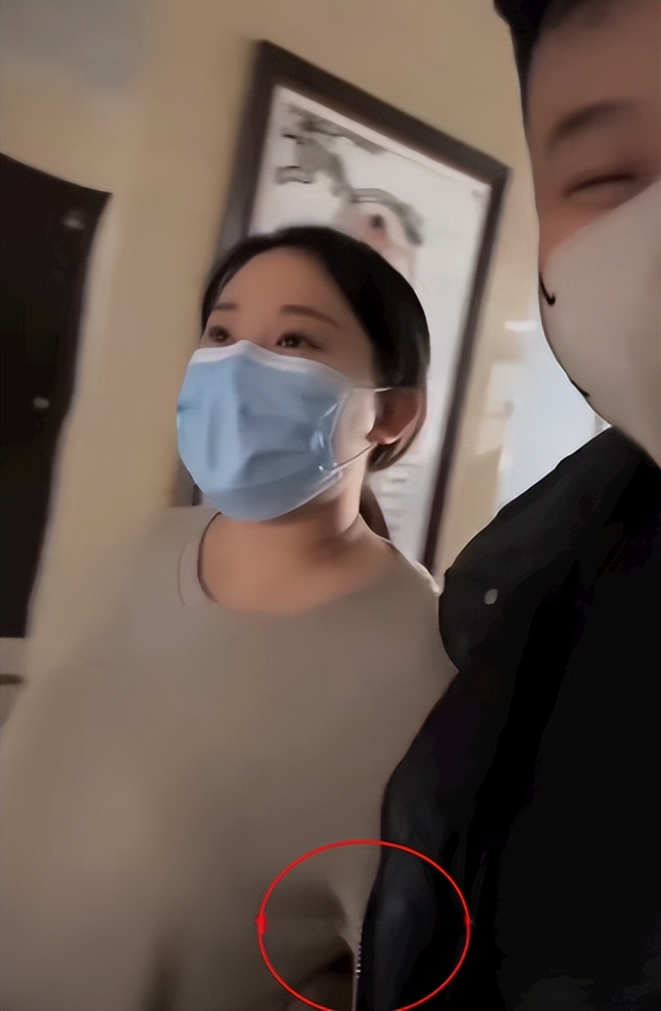 小鹏飞|丫蛋又有喜了!孕肚照曝肚大如球,丈夫小鹏飞透露孩子性别