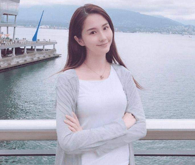 肉蒲团|还记得《肉蒲团》女主吗？换了风格之后，清纯可人到认不出来