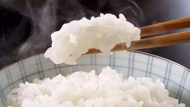 按摩 减肥忍不住想吃饭怎么办？5个小技巧帮你增加饱腹感，顺利减肥