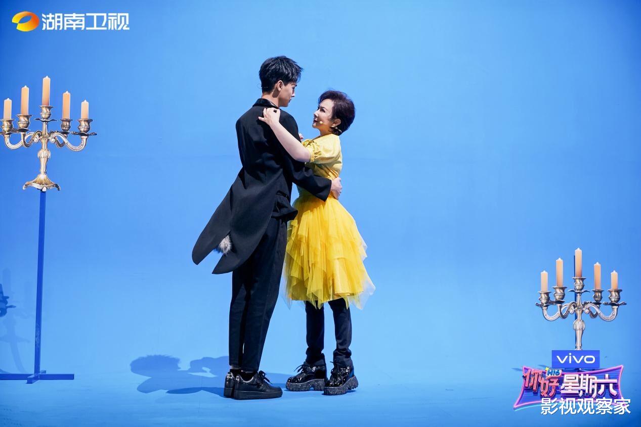 郁可唯|《你好,星期六》百变春晚策划惊艳登场 蔡明陈立农郁可唯爆笑拜年