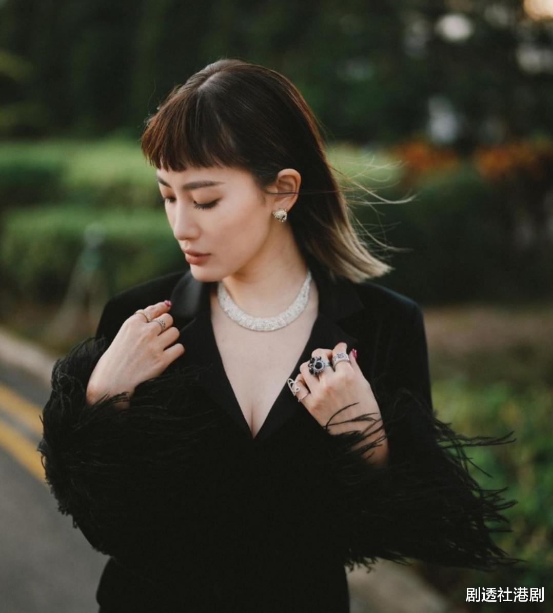 蒋家旻|够痴情!TVB上位小花曝身边异性等足8年,一个月表白三次仍没同意