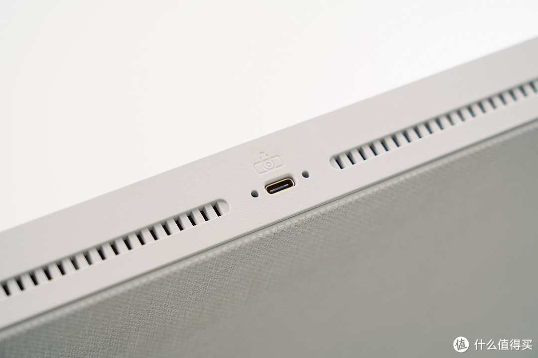 便携屏里的全面异类:LG 27BQ70QC 魔动屏(Libero)