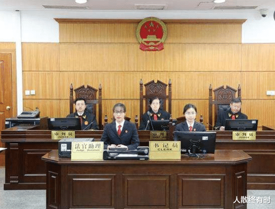 64岁湖南大爷过年杀猪,还没卖出就被没收,还要交4万罚款