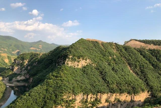 夏至将至,老话说:“夏至迎青龙,天子掌地中”,地中代表什么?