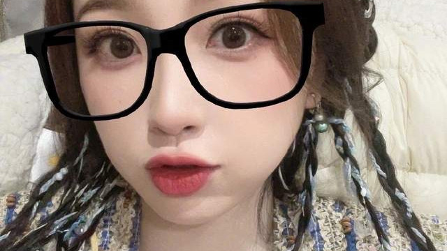 虞书欣|虞书欣路透图，被同期小花对打，遭到网友群嘲