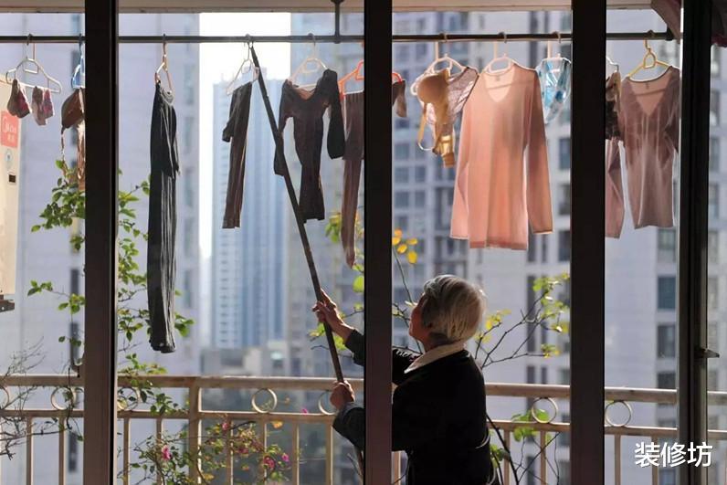 天黑前,为什么要把衣服收进屋,不是老观念,是老人的忠告