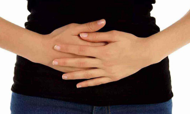 牛奶|牛奶好处多多,医生却强调:7类人最好少喝,不要加重病情了