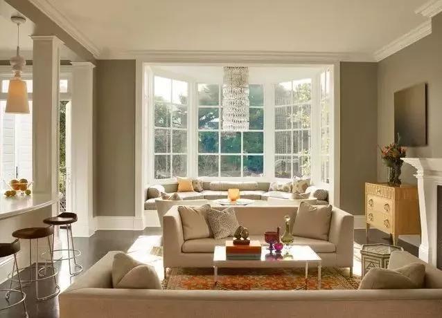 多功能飘窗还可以这样设计?瞬间多出一个小客厅,大家争着模仿