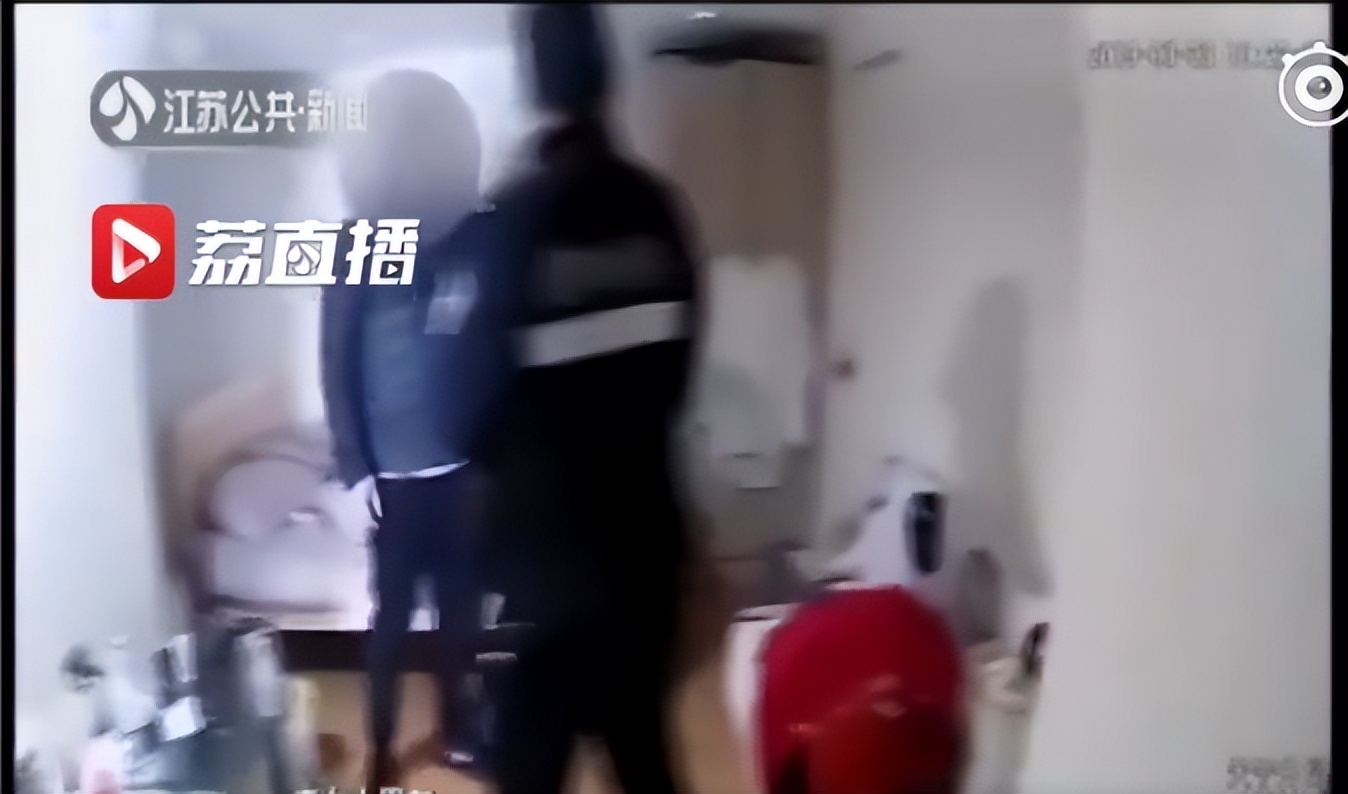 房东在对床插座内装摄像头窥探女子半年,仅被治安拘留五天?