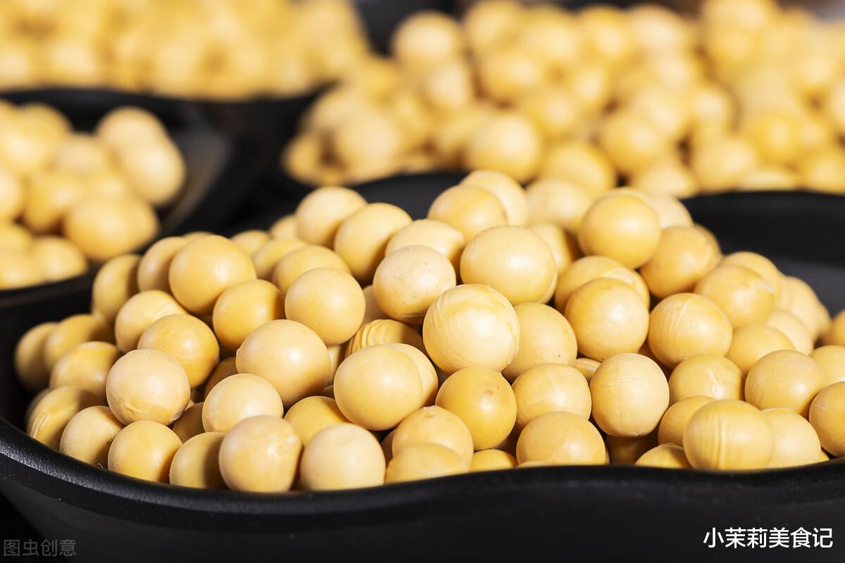 雌激素|女人不想提前衰老,6种食物要常吃,堪称“天然雌激素”,别不懂