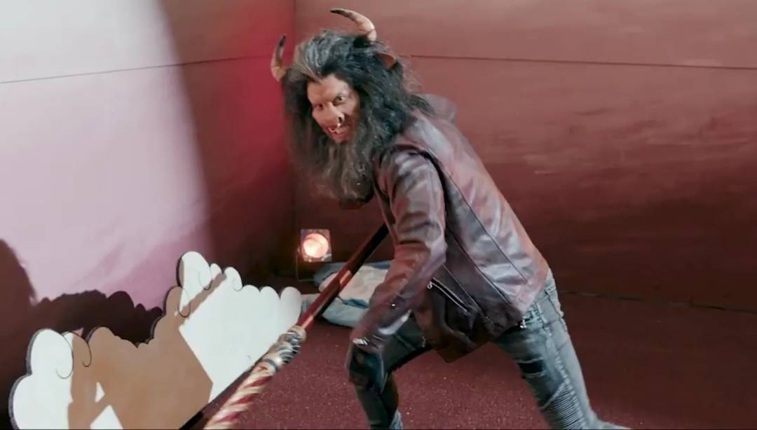 美生中国人|美剧《美生中国人》曝人物造型，网友吐槽：吴彦祖版的悟空太雷人