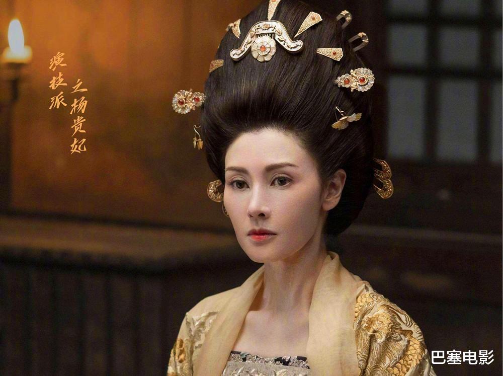 杨幂|“顶级美人”的尴尬现状：大多不愿自然老去，一个比一个脸僵