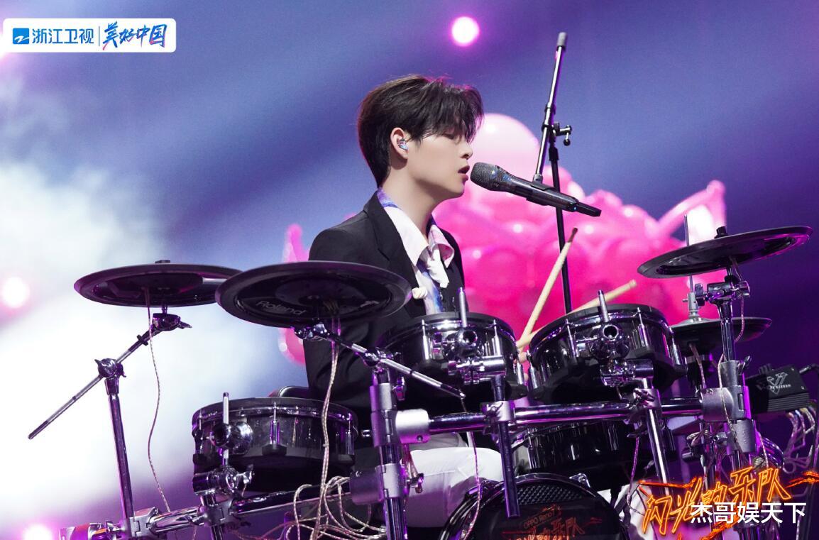 闪光的乐队|《闪光的乐队》六公:2队输在选曲,1队输在失误,只有1队意难平