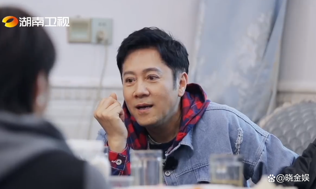 湖南卫视|湖南卫视：新综艺开播才两期，就被央媒大赞为“显微观察影像志”