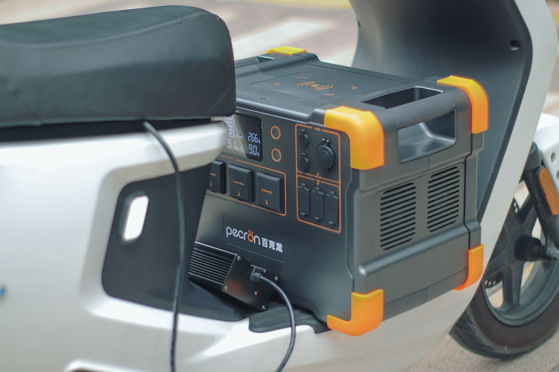 移动电源|1万块的移动电源，玩过后竟然不觉得亏，百克龙E3000户外电源体验