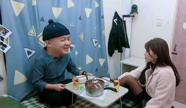 包文婧|包文婧:与女儿饺子争宠,不会算10以内加减法,却教出高情商女儿