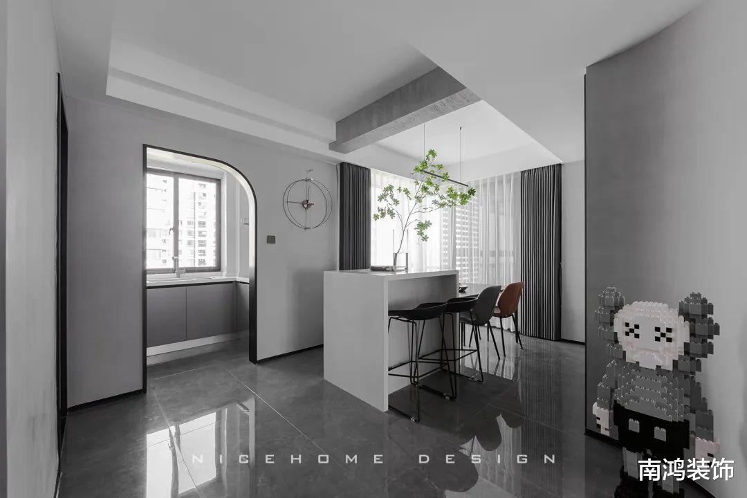 温柔灰包裹的二人居,自由感与浪漫感的双重收获!