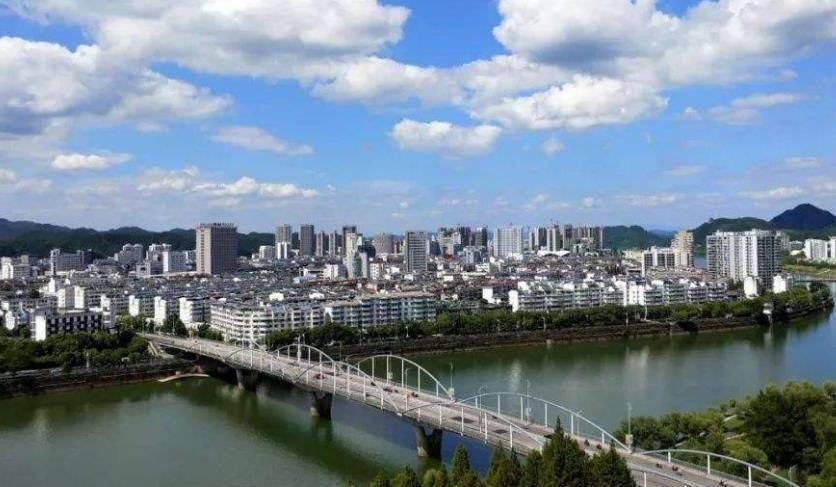 庐山|中国这三座城市以名山来命名,游客却是看山不看城,看看你来过吗