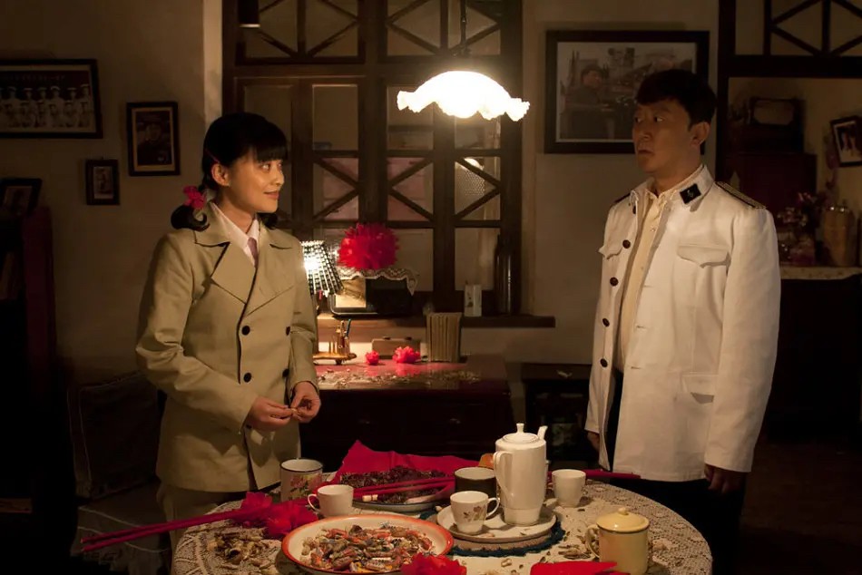 梅婷|张卫国的夏天:47岁梅婷上线,气质似二八少女,果然岁月不败美人