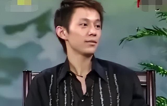 何炅|从万人捧到万人嫌，“完美老好人”何炅，怎么就走到了今天？