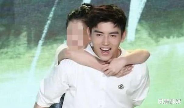 陈红|陈红哭诉:后悔把杨幂赶出剧组,如今陈飞宇的后路,都被杨幂斩断