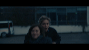 朱莉|她做错了什么？要被迫承受这些