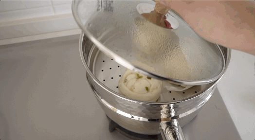 建议大家：除了微波炉，厨房有这3个锅就够了，其它都是浪费钱！