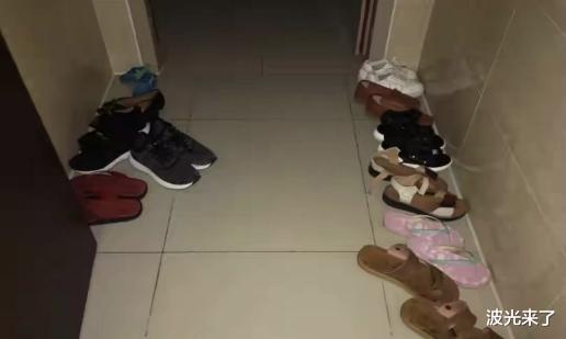 看过无数“凌乱的玄关”后，我从中窥见了大多数中国家庭的通病