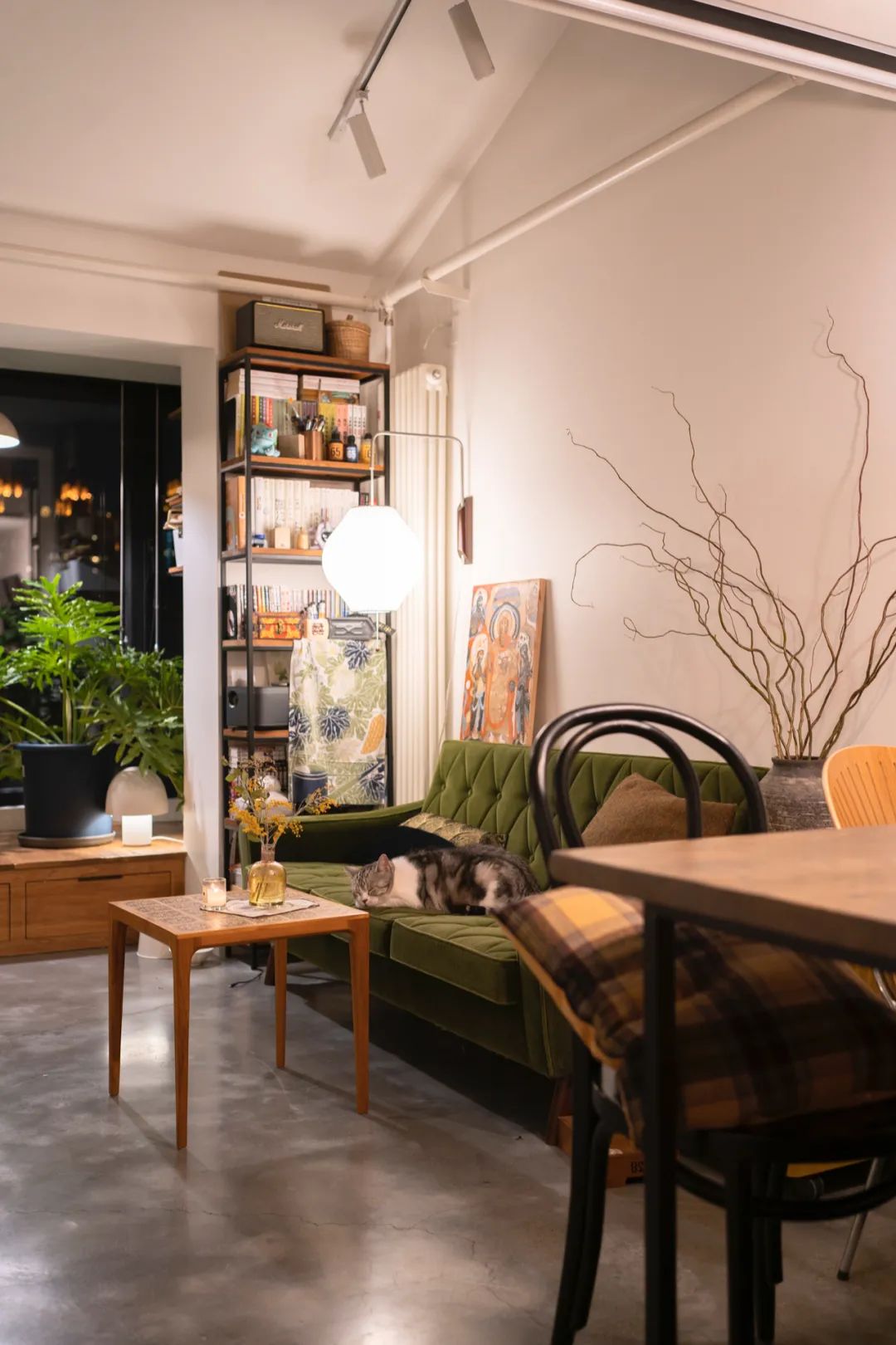 北漂十年买下39㎡老破小，改成两室两厅还带20㎡露台，太爽了！