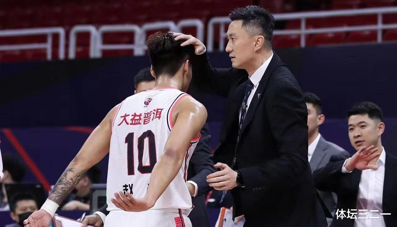 广东男篮|辽宁两大优势尽显，广东命悬一线！易建联独木难支，杜锋江郎才尽