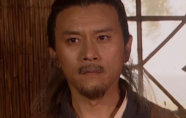 连城诀|在《连城诀》三个师兄弟中为什么戚长发最穷?那是他在伪装自己