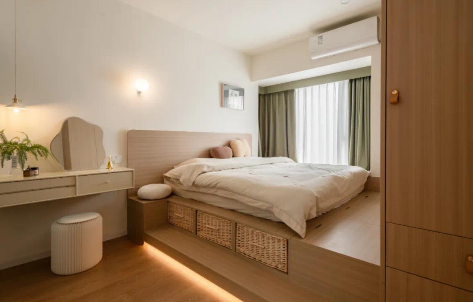 越来越多人喜欢给卧室设计地台!只有尝试过,才知道有多舒适