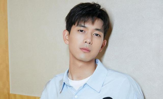 梁咏琪|未等到《人生若如初见》，李现又一新剧将至，女主三选一成亮点