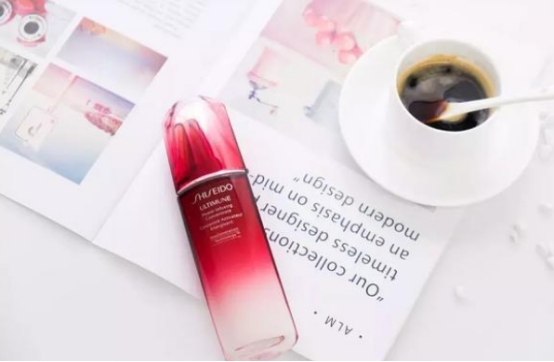 护肤品 别让你的脸毁在25岁！用对护肤品，让你永葆青春