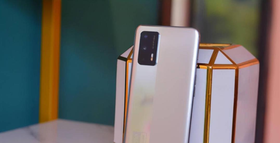 OPPO|内行人推荐“闭眼买”的4款手机，大内存更流畅，12+256GB仅1098