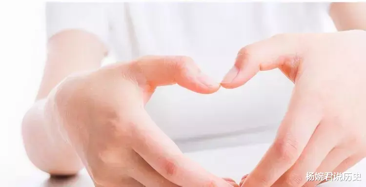 借3000给女同事,她承诺发工资就还,次月发工资时,收到消息愣了