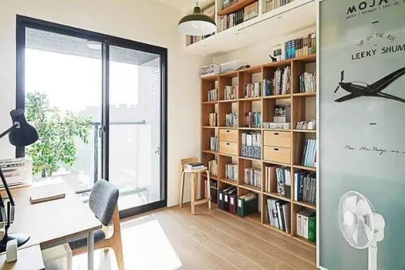 老婆在厨房加了一排柜子,这样装太方便了!小户型学起来,超实用