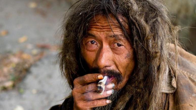 ?浙江老人靠假币吃“霸王餐”9年，意外去世后