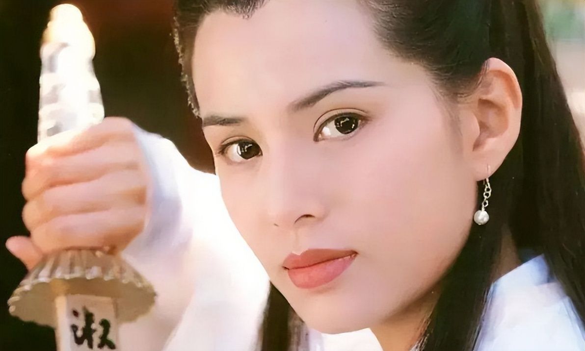 李若彤|55岁李若彤罕拍戏,眼窝凹陷依然惊艳,百里氏这个角色演对了