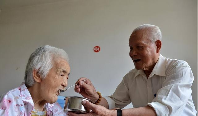 民法典|新规下,“继承权”变了,父母的老房子一律这样处理,不用争了