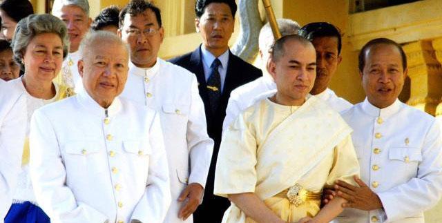 西哈努克|西哈努克国王有八个儿子,只有两个最平庸的儿子得到世俗幸福