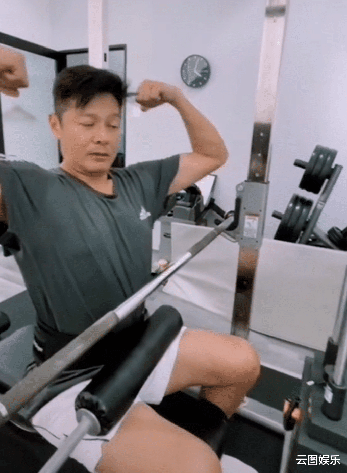 李南星 李南星近况曝光！担心年老后依赖拐杖积极健身，57岁单身无儿女