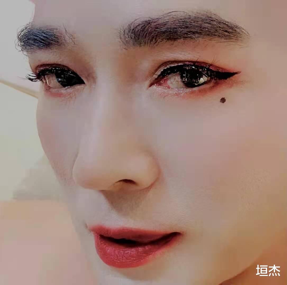 男神|年轻时都英俊潇洒，老了却丑得各有不同，这6位男神变化太大