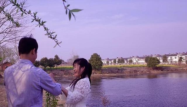 余秀华|余秀华发文自嘲后面，是永不服输的勇敢