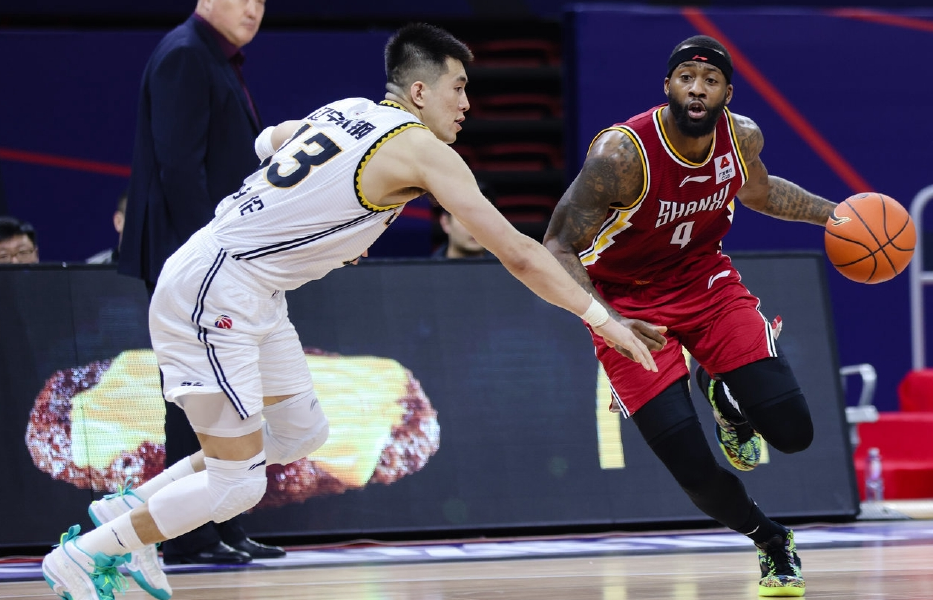 杨鸣|杨鸣能够取代杜锋？同时期对比看出结果，NBA也见不到这样的人
